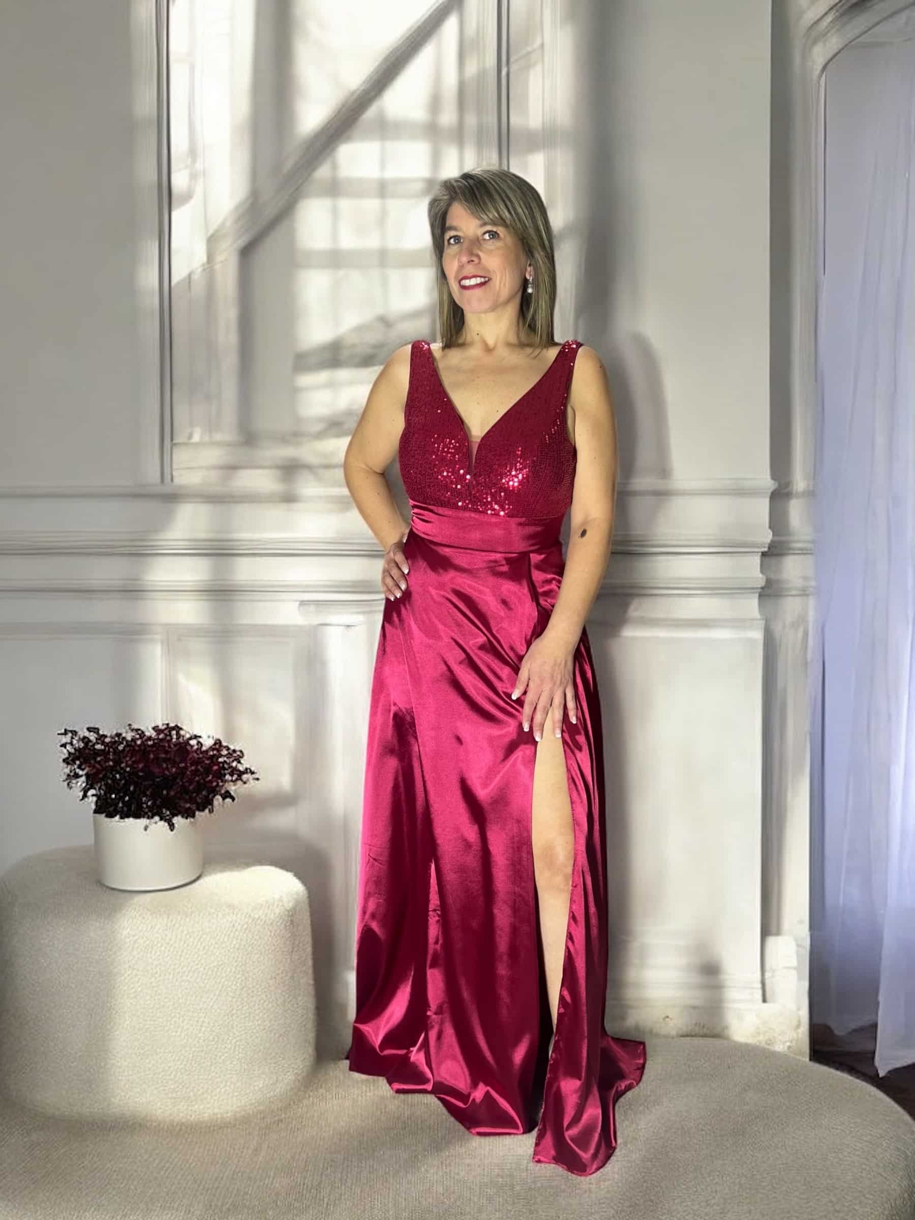 Vestido de Fiesta en satín con lentejuelas