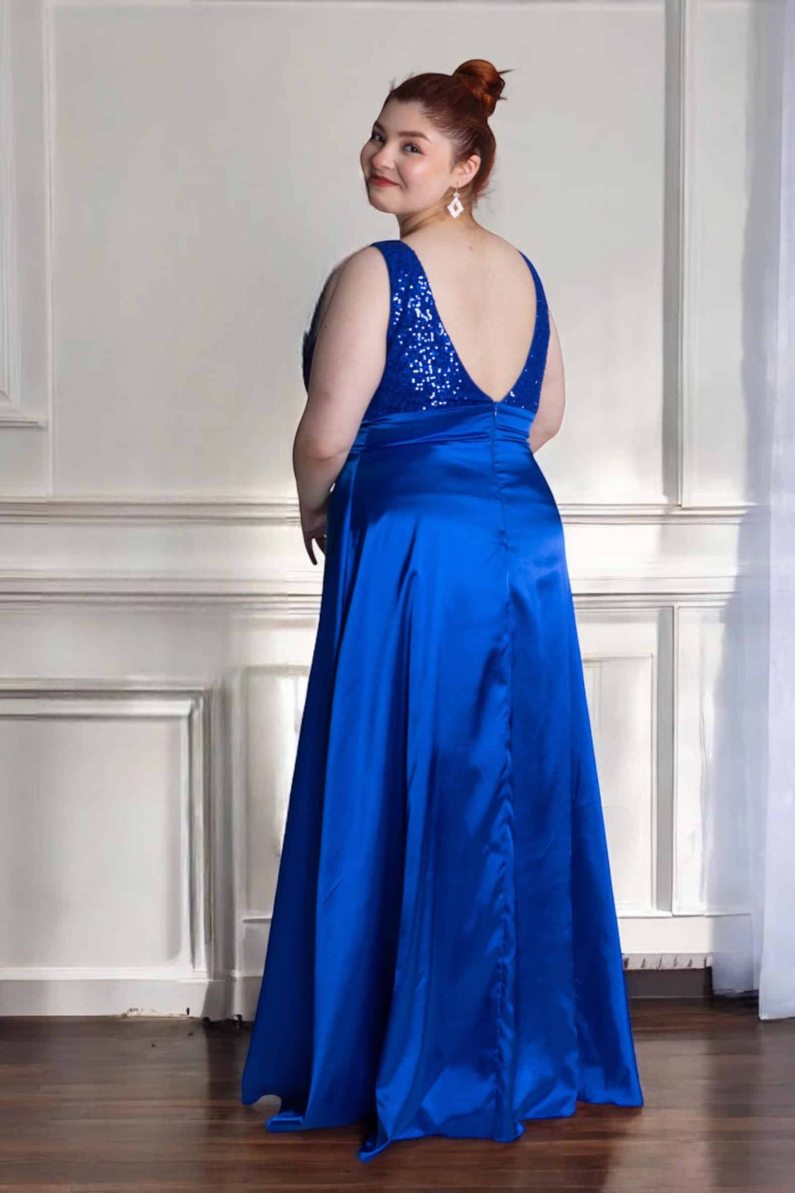 Vestido de Fiesta en satín con lentejuelas